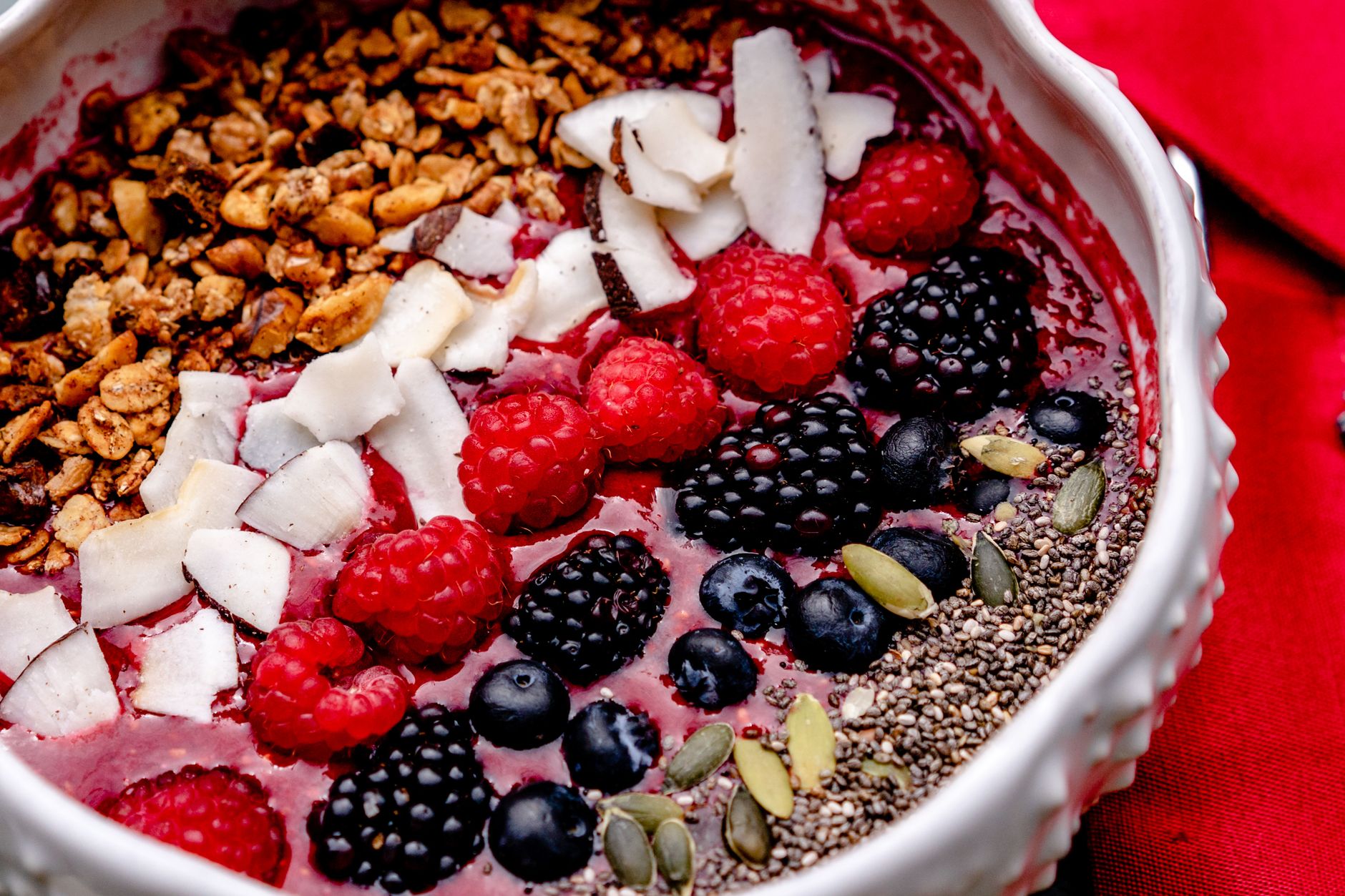 Coconut-Yoghurt Berry Bowl with Pumpkin-Seed Crunch