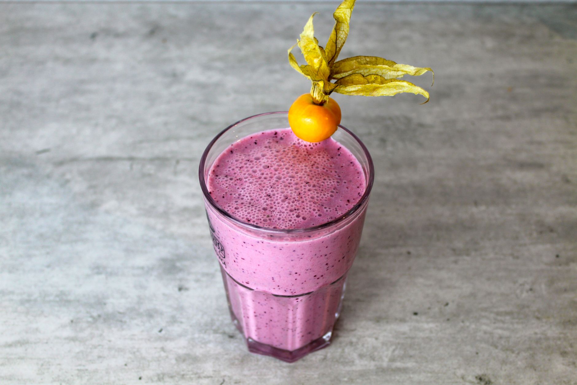 Berry Kefir Protein Smoothie