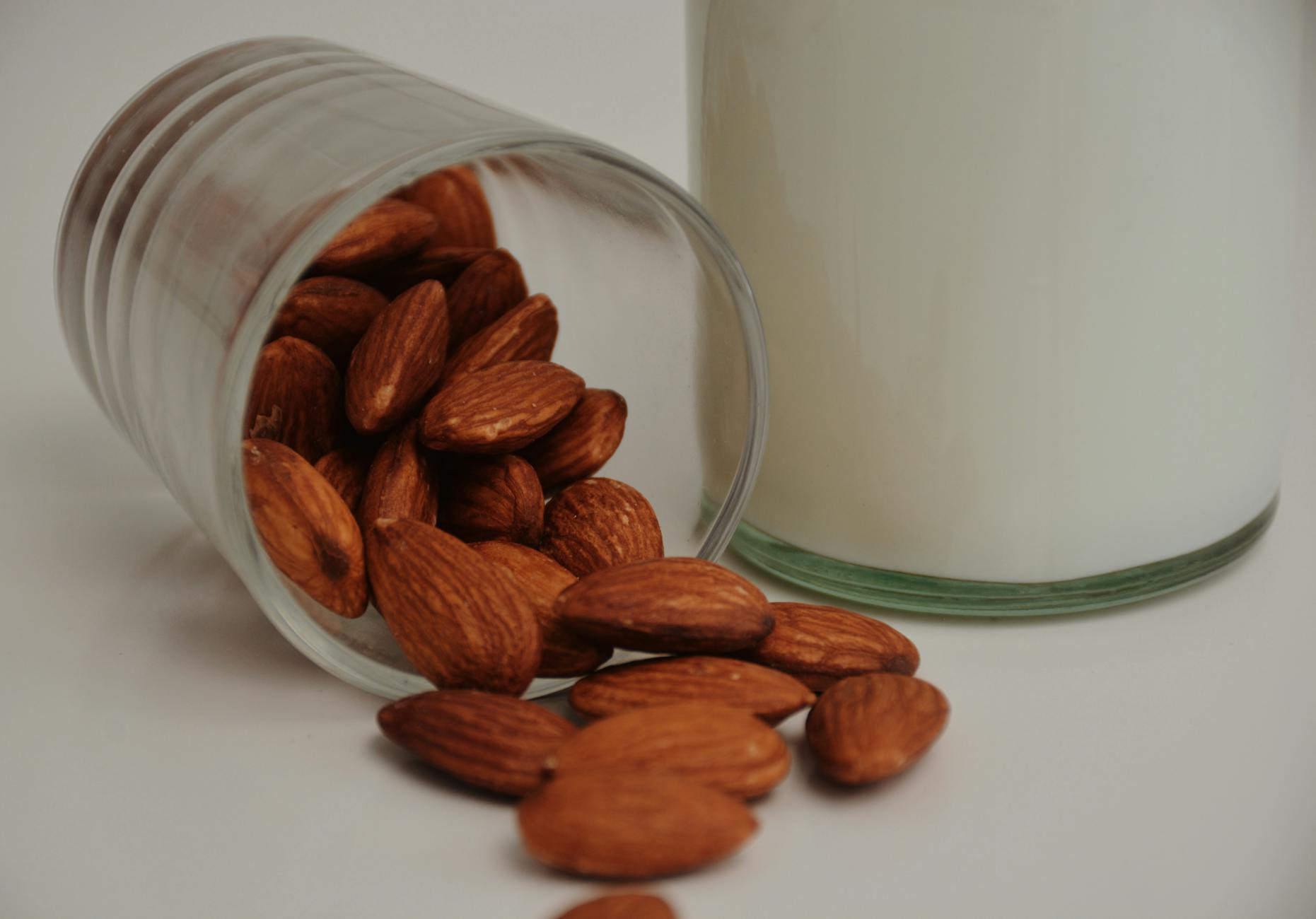 Creamy Vanilla Almond Protein Sipper