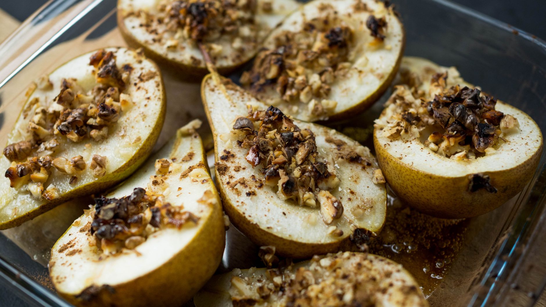 Cinnamon Pear & Macadamia Yoghurt Pot