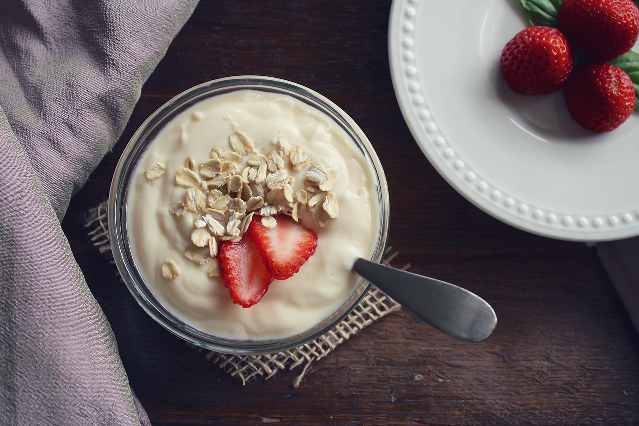 Strawberry Cheesecake Overnight Oats
